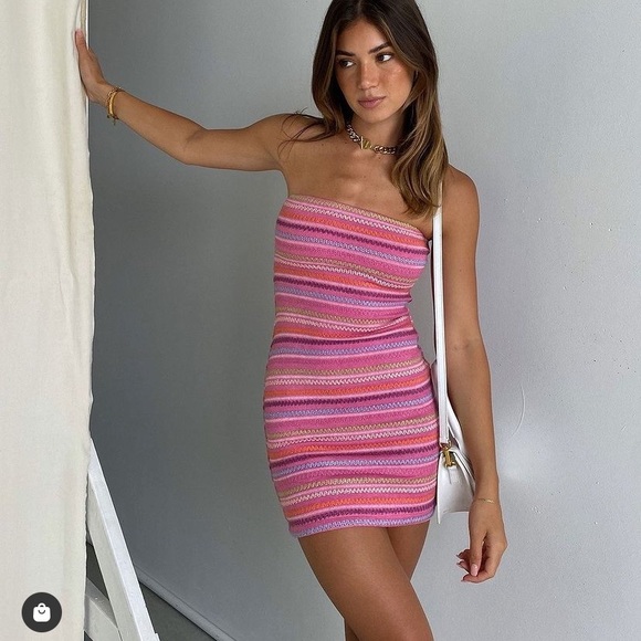 Princess Polly knitted pink dress. Size 4. - Picture 1 of 1